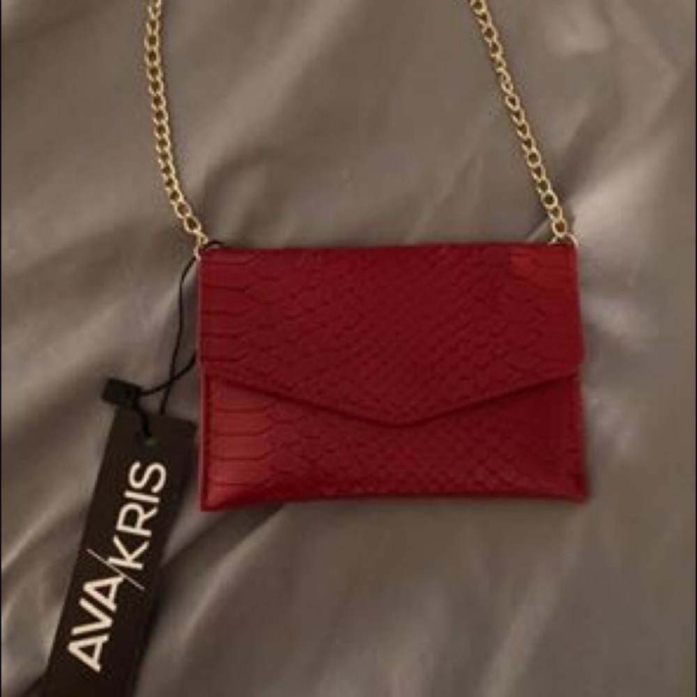 Red, mini crossbody